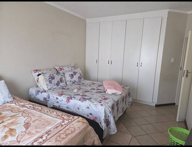 2 BEDROOM APARTMENT FOR SALE IN RUSTENBURG CENTRAL